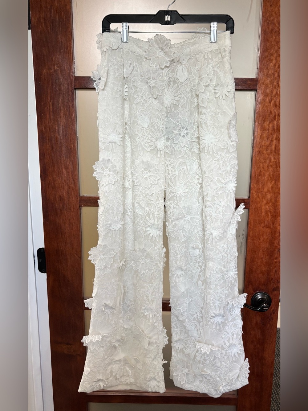 La Fuori White Floral Lace Pantsuit Pants